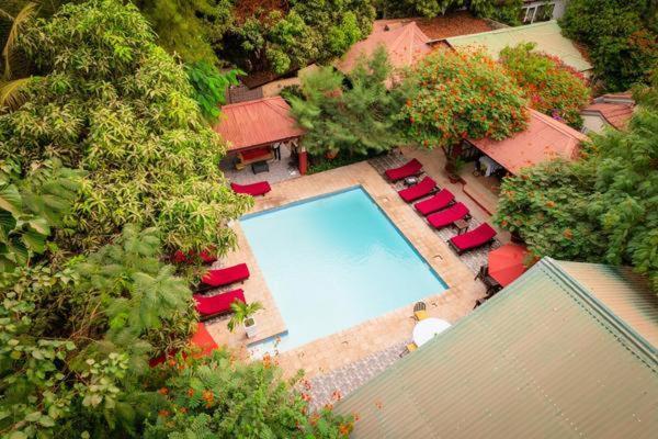 Отель Hibiscus House Gambia Бруфут Экстерьер фото