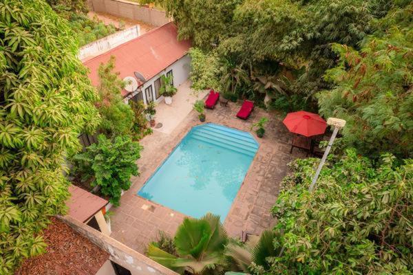 Отель Hibiscus House Gambia Бруфут Экстерьер фото