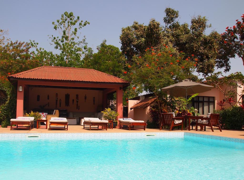 Отель Hibiscus House Gambia Бруфут Экстерьер фото